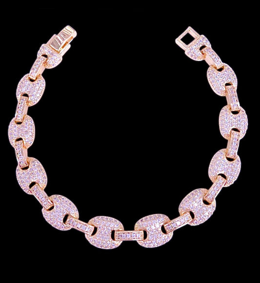 🔥Paved Gucci Link Bracelet 🔥