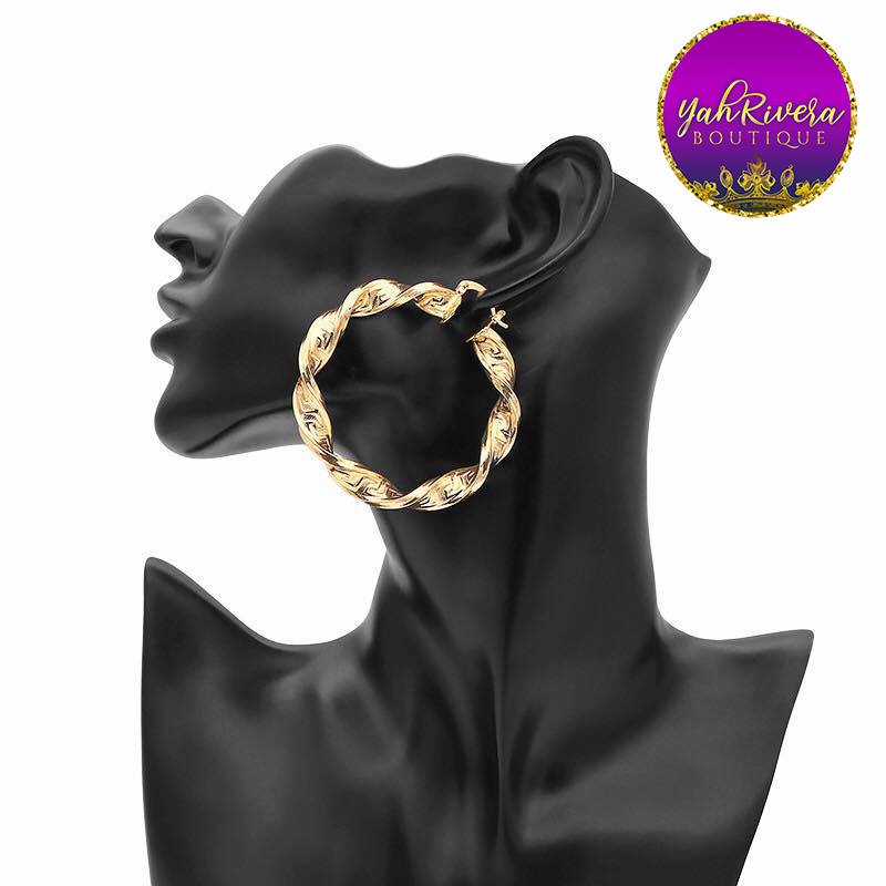 Glamorous Twist Earrings