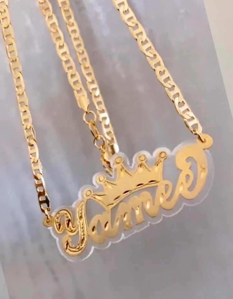 GIRLS CROWN NECKLACE