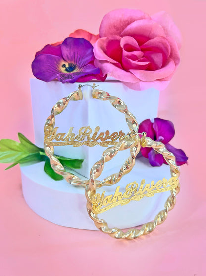 TWIST NAME EARRINGS